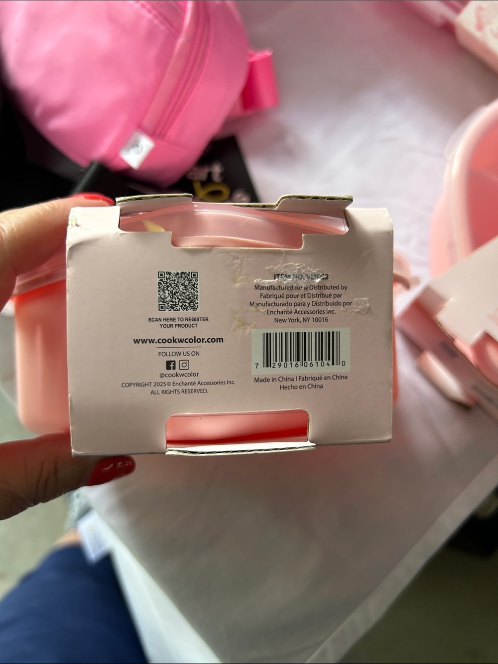 CWC XOXO Pink Heart Snack Box - Picture 3 of 3